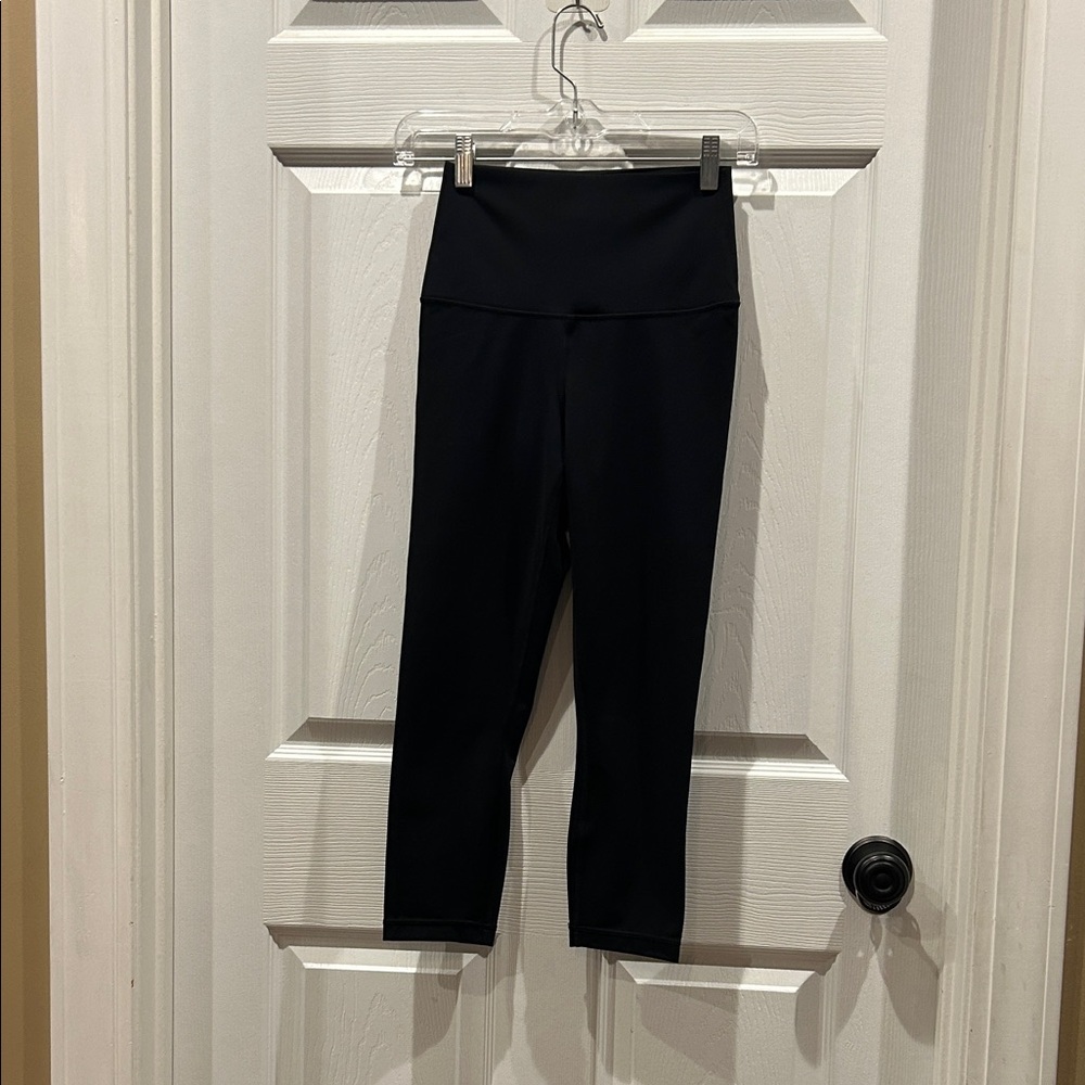 Black Yogalicious Capri Leggings